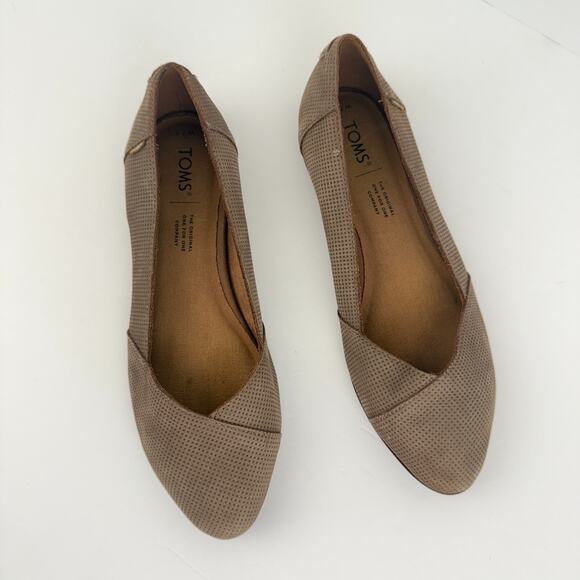 Toms Ballerina Flats Womens Sz 7.5 Brown Slip On Suede Almond Toe Career Comfort - Picture 1 of 11